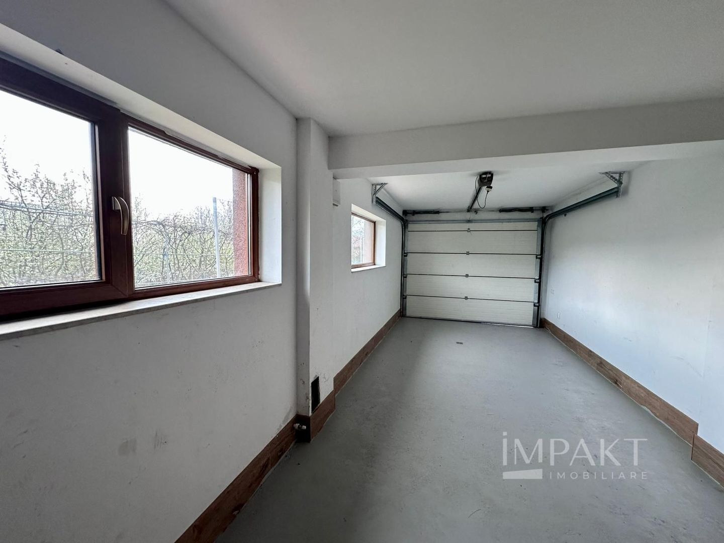 Vilă modernă 230 mp, teren generos 1000 mp, garaj, Iris - Poză 15