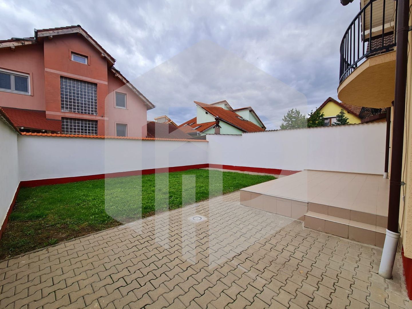 Casa de inchiriat in Selimbar- Str.Pictor Brana- birouri sau casa - Poză 6