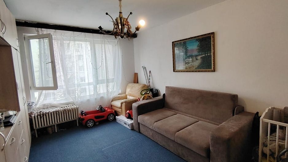 De Vanzare Apartament 3 Camere Titan-Ozana - Poză 2