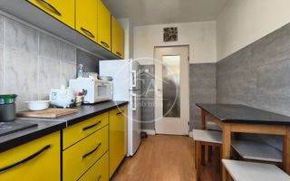 Apartament de închiriat cu 3 camere în zona Centrala, Oradea - Poză 8