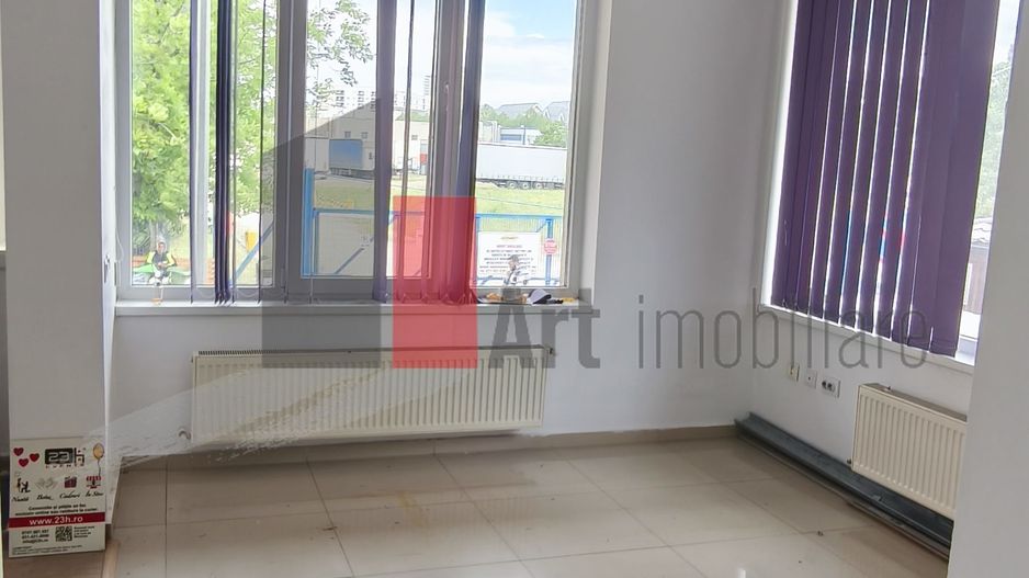 Spatiu comercial 2 etaje stradal, compartimentat - Poză 3