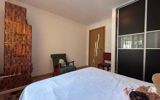 Vanzare case și anexa, teren 790 mp – ideală pentru familie -Doicesti - Poză 8