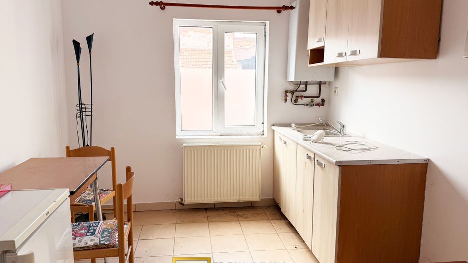 Apartament ultracentral | 42 mp utili | An construcție 2017 - Poză 2