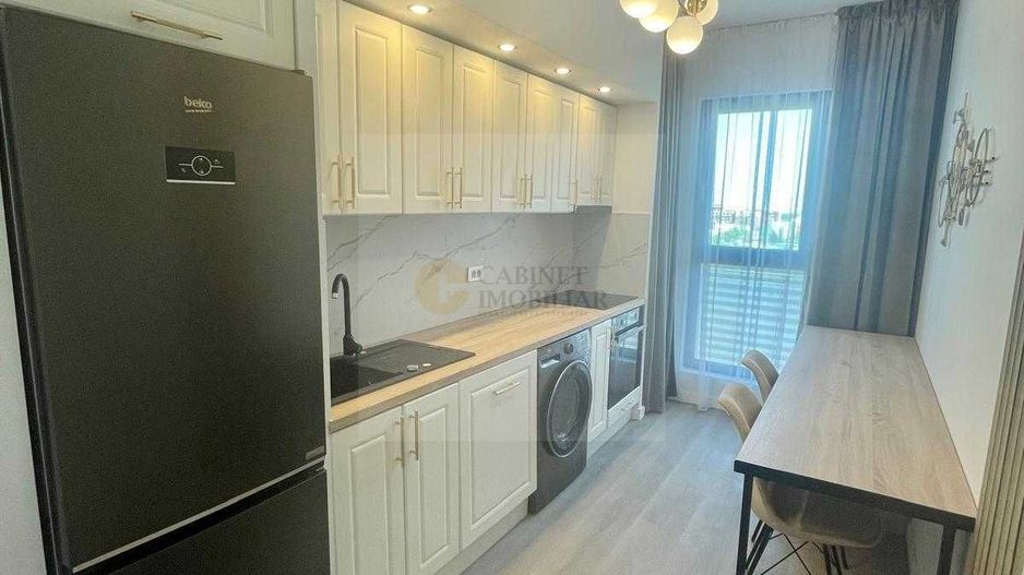 2 camere decomandat | Mobilat și utilat lux | Vedere panoramica - Poză 11