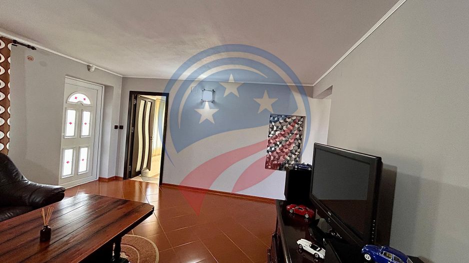 Vila cu 6camere de vanzare in Carcea/Dolj - Poză 11