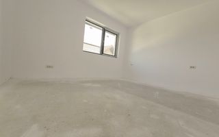 Vila individuala-280m de Lidl-760mp teren-beci-pod-gazon - Poză 9