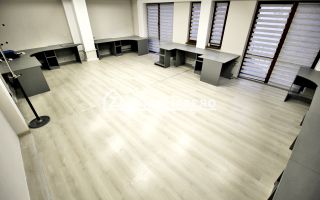 Spatiu de birou 60mp. cu parcare,zona Centrală - Poză 12