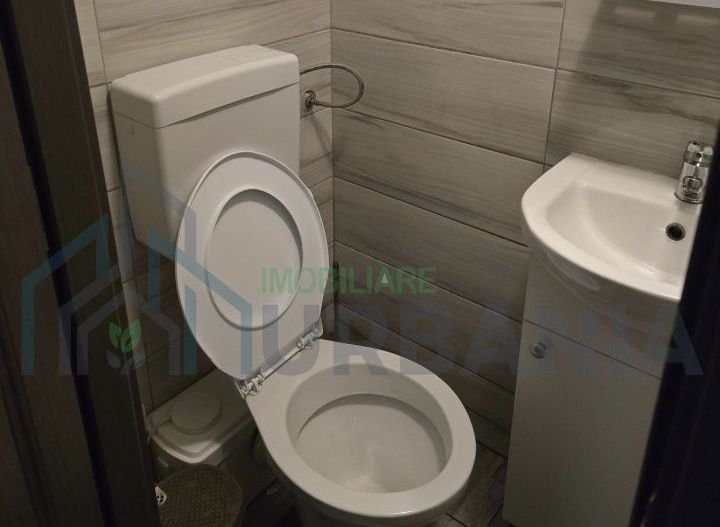 # De vanzare camera cămin 12 mp bularga wc dus,în casa - Poză 5