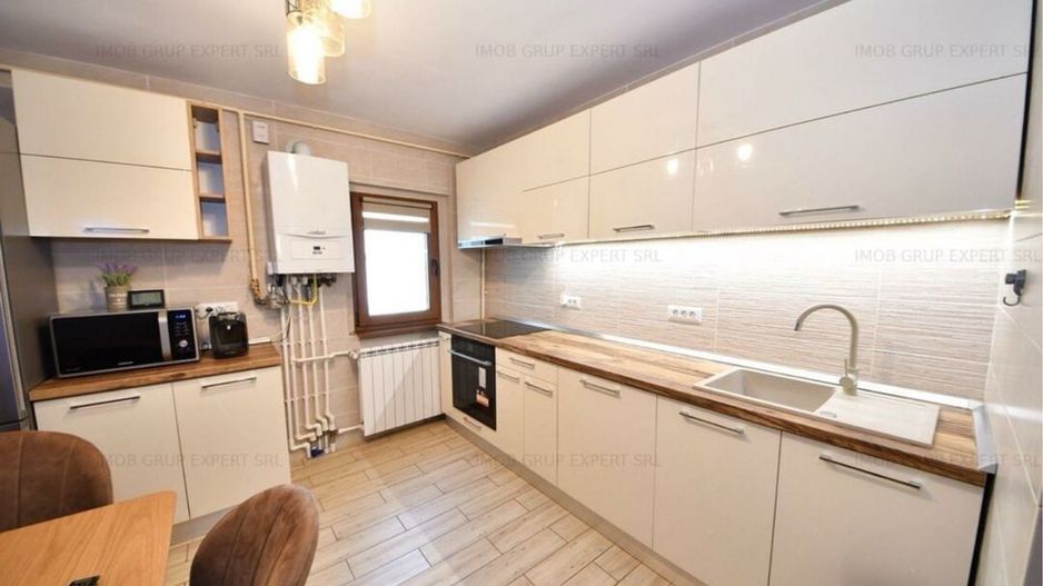 Apartament 4 camere MARE (100 mp) , Micro 17 - Poză 1