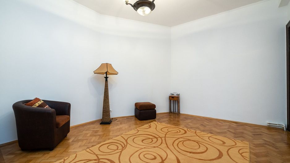 COMISION 0% - Apt.3 camere renovat,Bd. Lascar Catargiu, imobil fara risc seismic - Poză 9