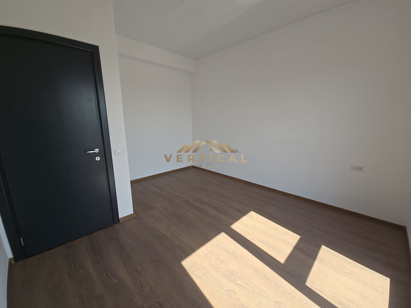 Vila 4 Camere / Posibilitate rate / Berceni Mega Parc - Poză 8