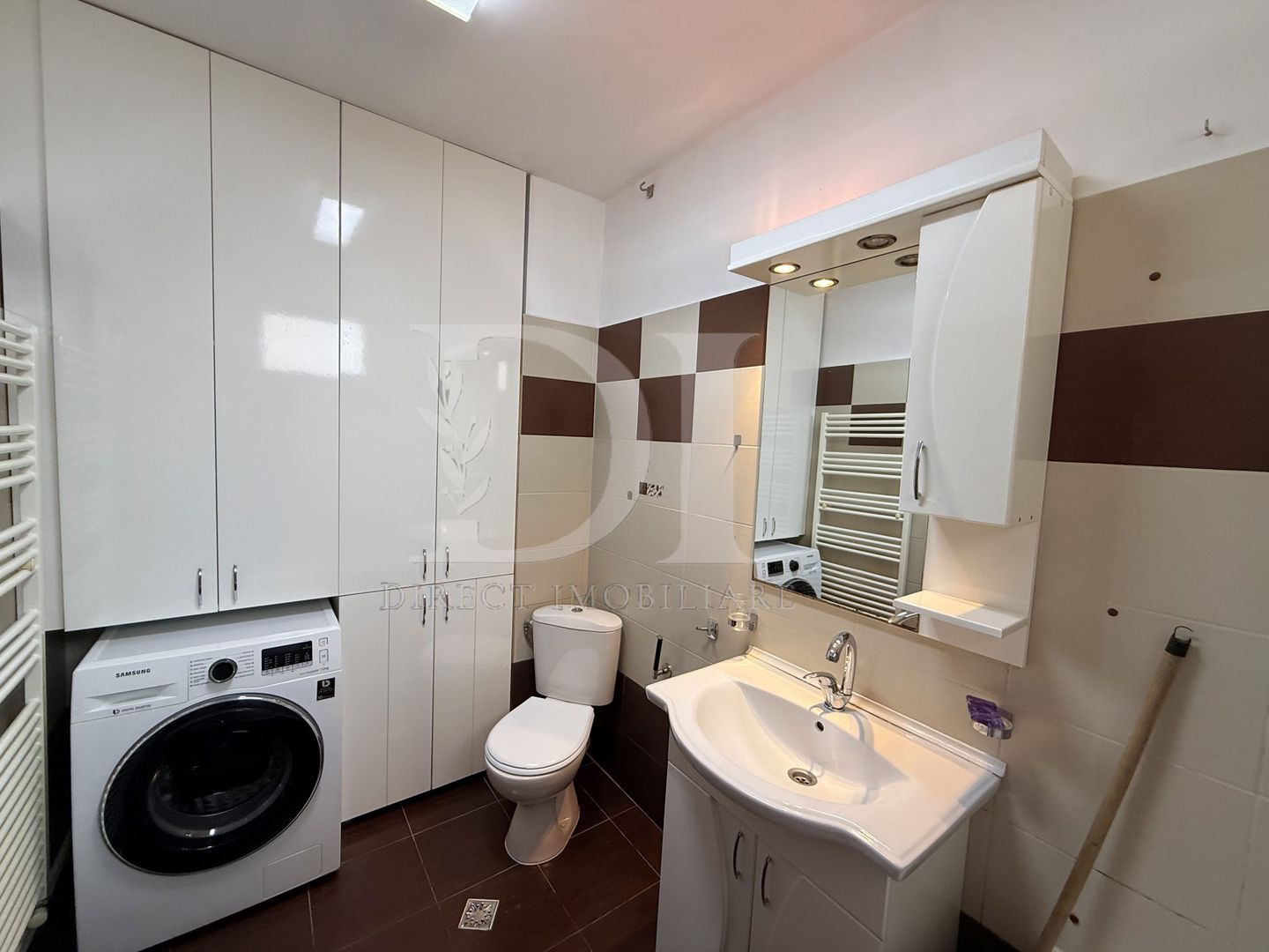 Apartament cu 3 camere decomandate / etaj intermediar - Poză 17