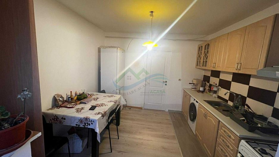 Apartament 2 camere semidecomandat  mansarda - Poză 2