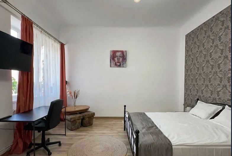 Apartament Modern De Inchiriat | Pet Friendly | Ultracentral | Terasa - Poză 2