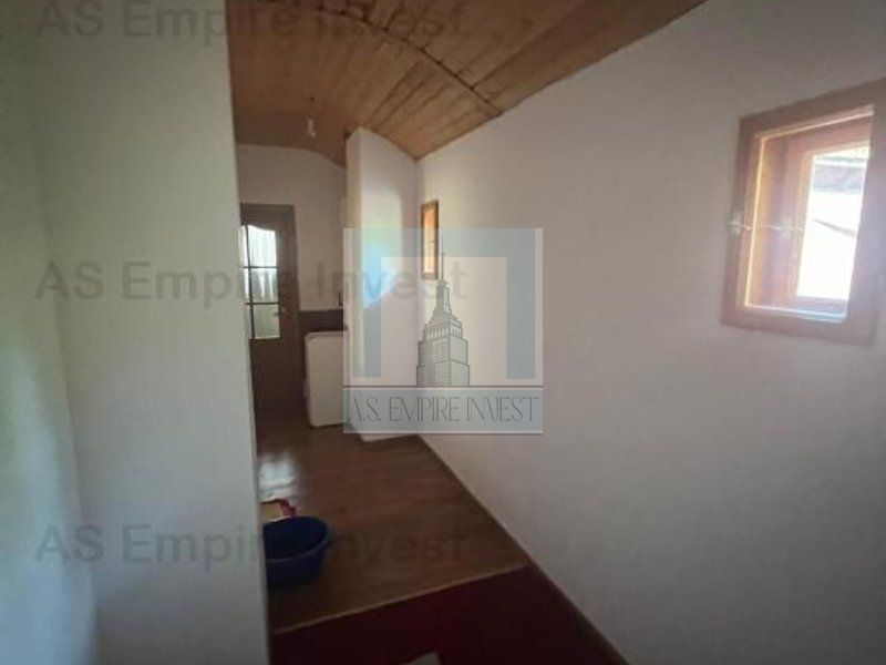 Casa/vila 5 camere , teren 370mp-zona Bran/Poarta - Poză 10