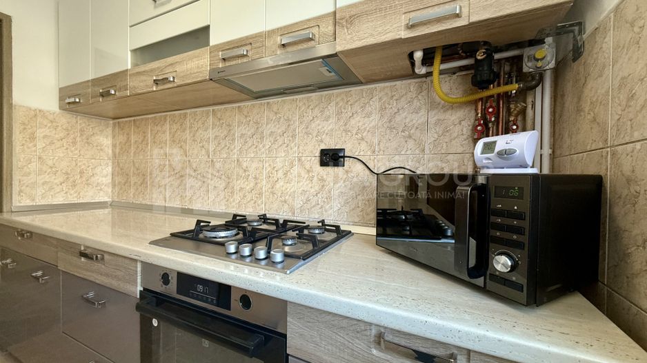 Garsoniera decomandata, etaj intermediar - Zona Tractorul, Coresi - Poză 5