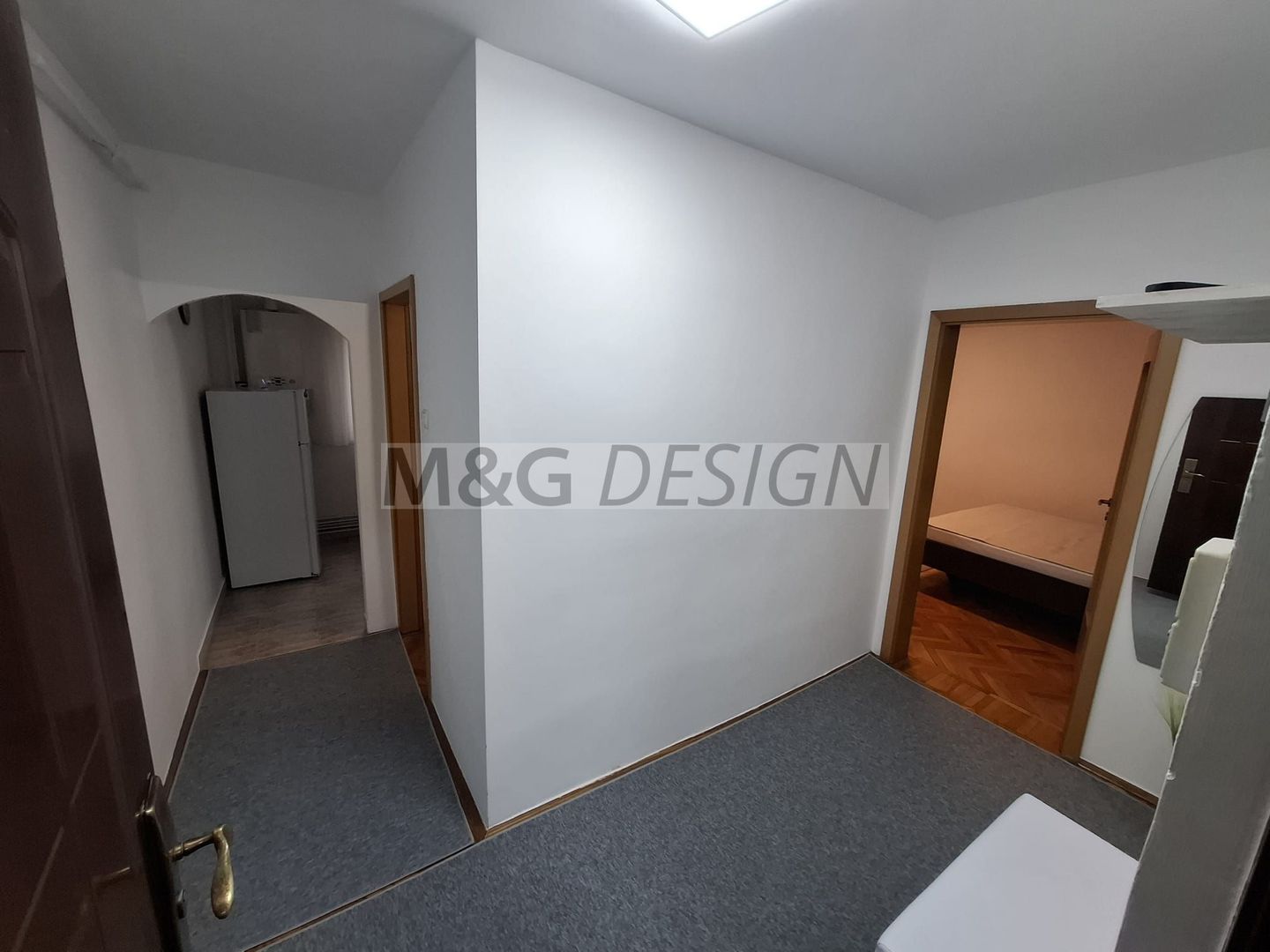 Apartament 1 camera decomandat cu centrala proprie, lift - Poză 2