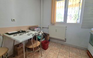 VANZARE 2 CAMERE | POTRIVIT PENTRU REZIDENTA SAU COMERCIAL | ZONA TEI - Poză 4