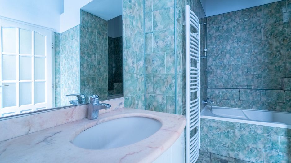 Apartament central, spațios, ideal pentru familie numeroasă. - Poză 11