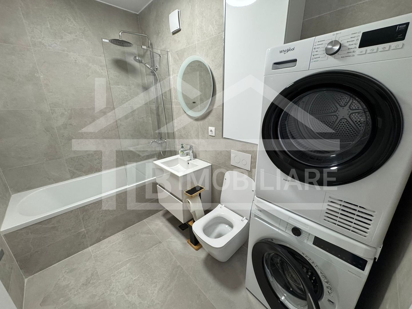 Apartament cu 2 camere, 55mp, parcare, Zona Vivat Residence - Poză 12