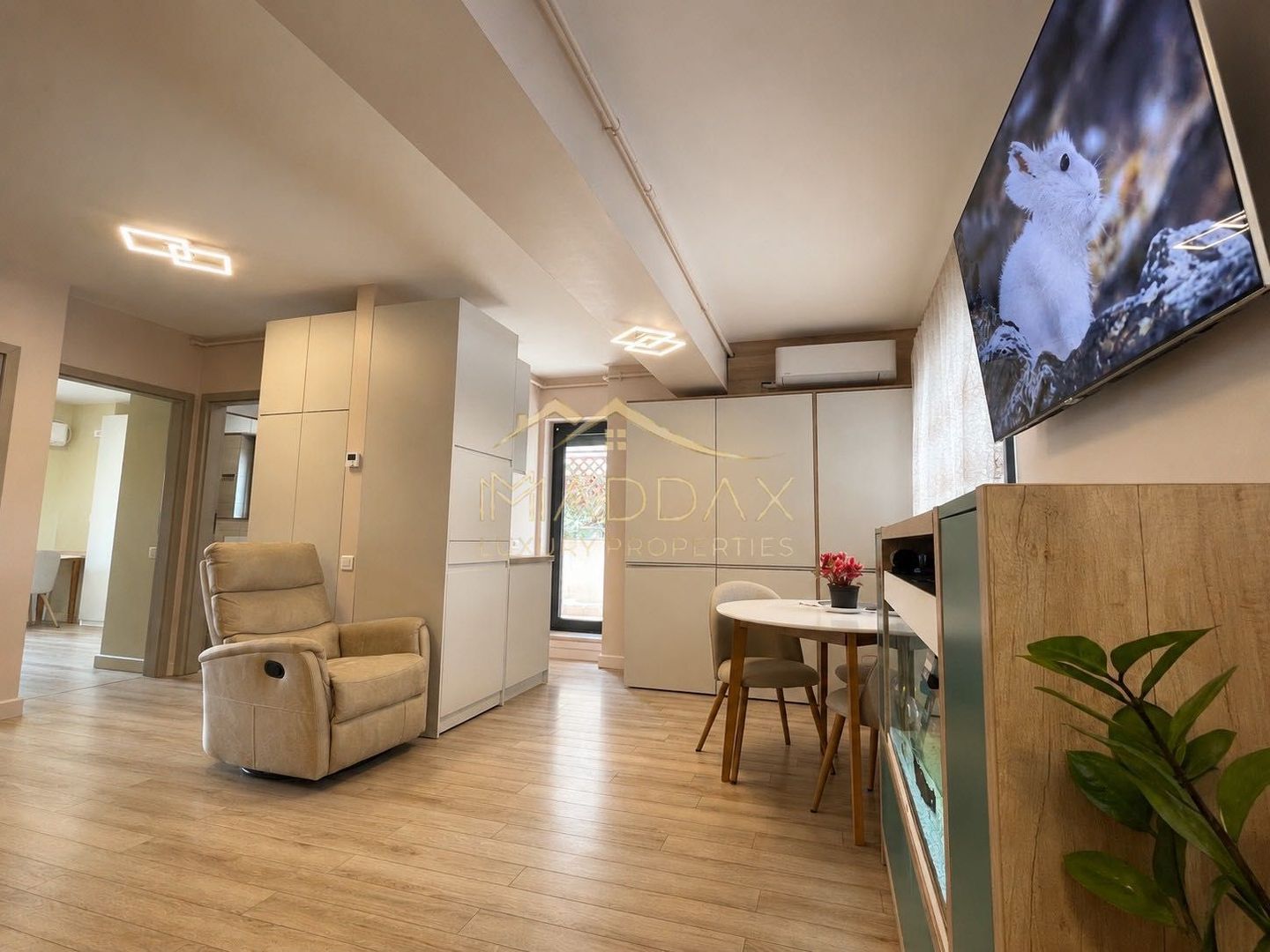 Inchiriere 3 camere/Lux/Parcare Optional/Terasa 20 m/Pet friendly - Poză 1