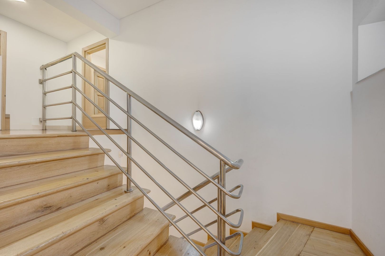 Vila individuala Pipera intersectie Iancu Nicolae - Poză 14