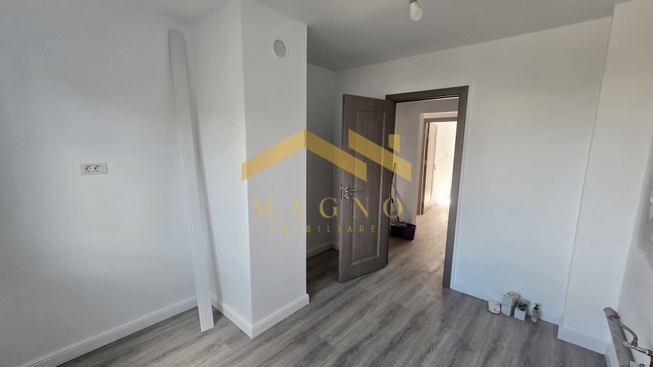Apartament cu 4 camere de vanzare, Zona Malul Muresului/Praporgescu - Poză 6