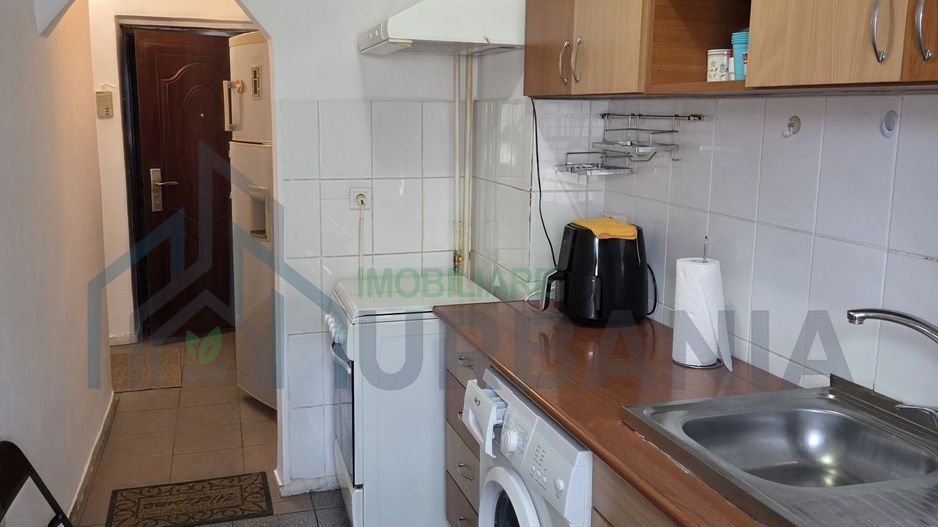 Garsonieră de închiriat, 40 mp, zona Capăt Canta, etaj 4/10, cu lift - Poză 7