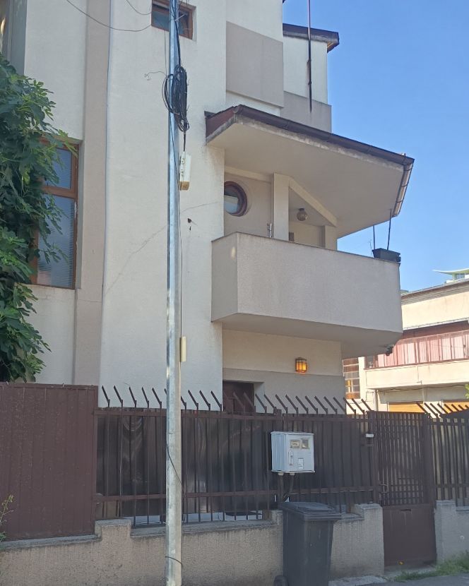 vila 6 camere | Tineretului | 3 parcari | renovata complet - Poză 14