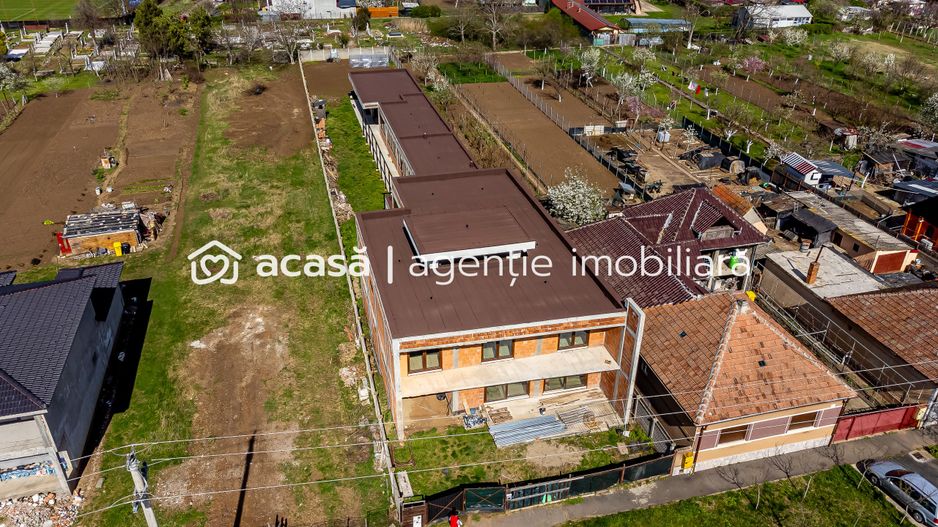 Pret redus Cladire cu potențial multiplu în Sânnicolau Mic Comision 0 - Poză 2