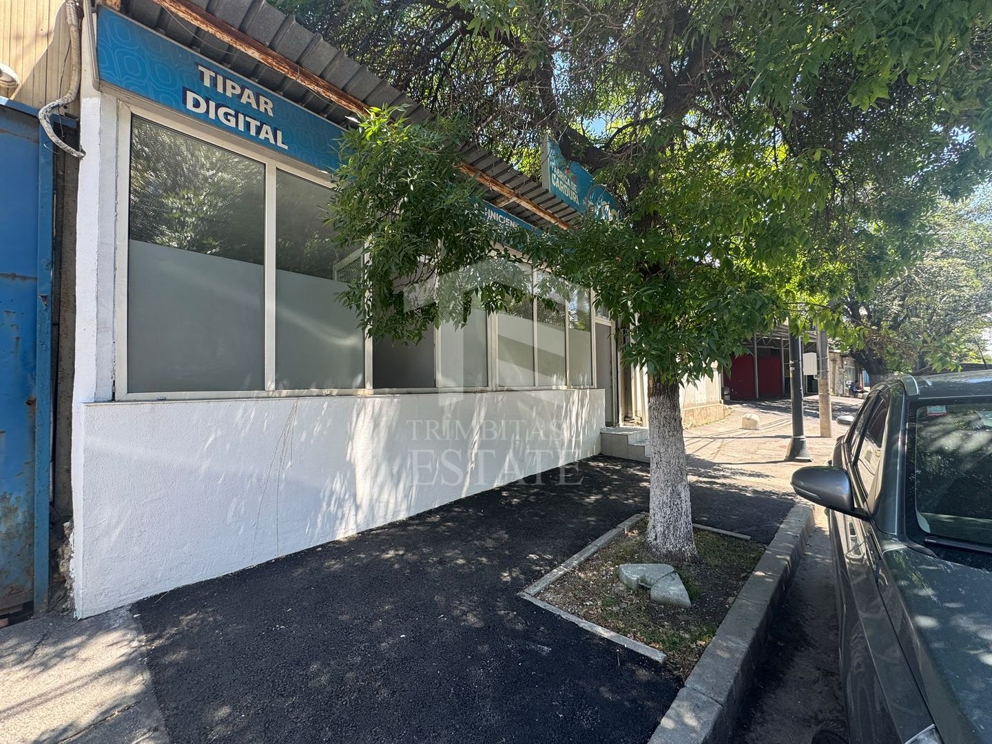 Spatiu Comercial Stradal Calea Vacaresti | VAD Vitrina 8 m - Poză 2