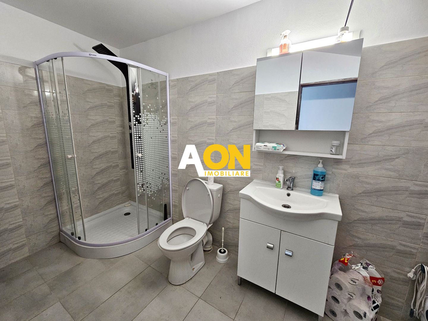 Apartament 4 camere, 2 bai,pretabil pt. birouri, zona ultracentrala - Poză 8