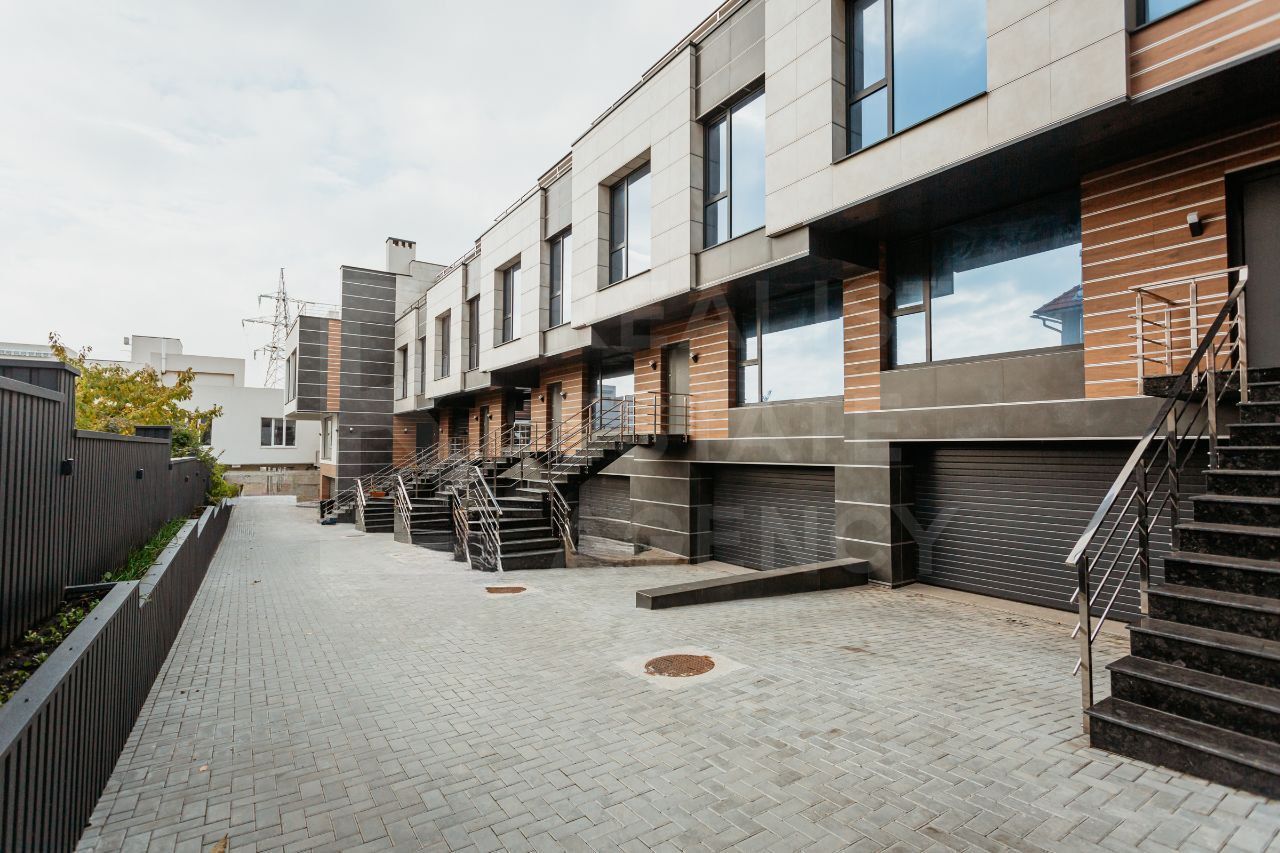 Vânzare, townhouse, 4 camere, str. Speranţei, Ciocana. - Poză 2