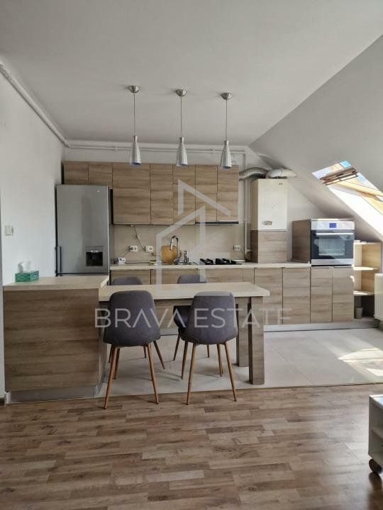 Apartament 2 camere, mansarda, în zona Edgar Quinet - Mănăştur - Poză 3