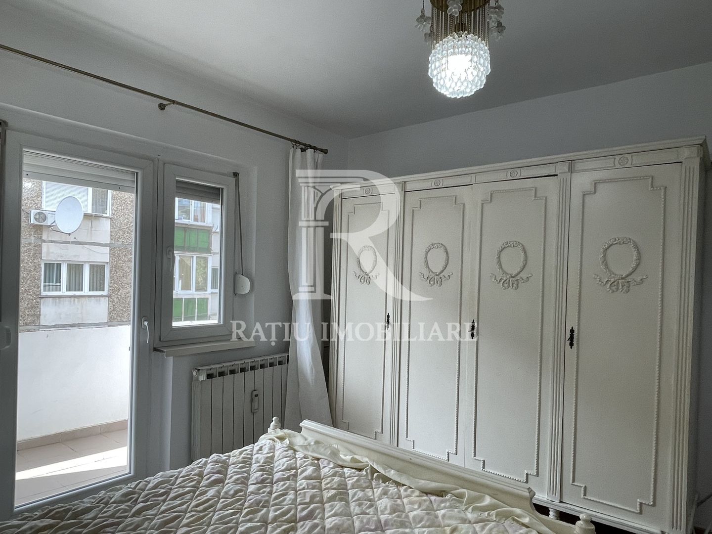 Apartament cu 3 camere | Decomandat | Decebal  | Oradea - Poză 2