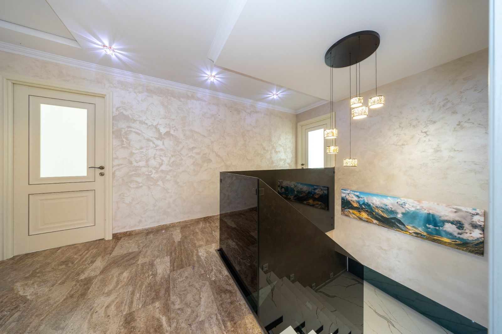 Casa 6 dormitoare+4 bai -1500 mp teren-Sacele - Poză 13