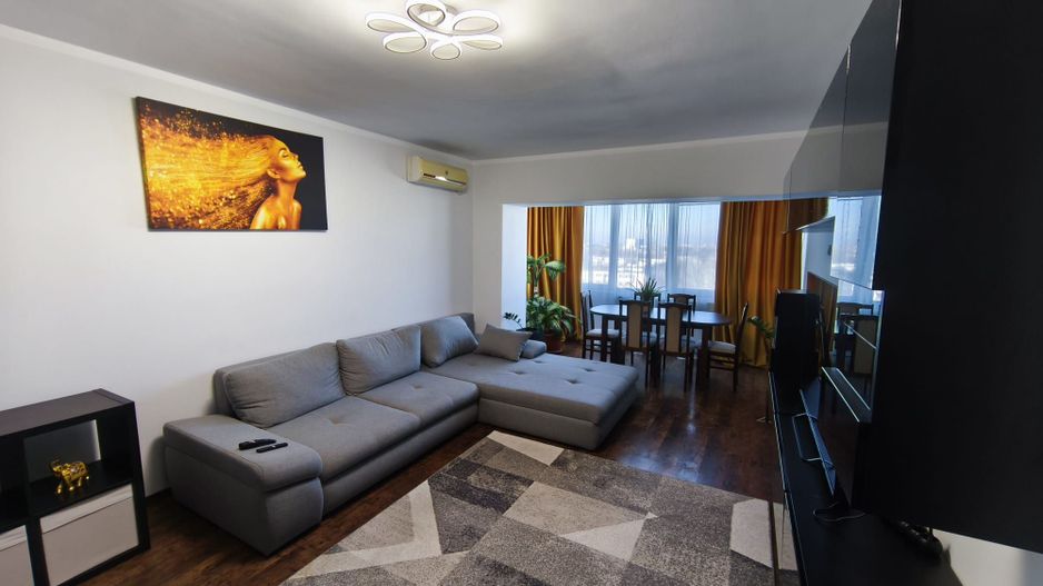 De vanzare apartament cu 3 camere , etaj 8/9 , Faleza, 165.000 euro - Poză 3