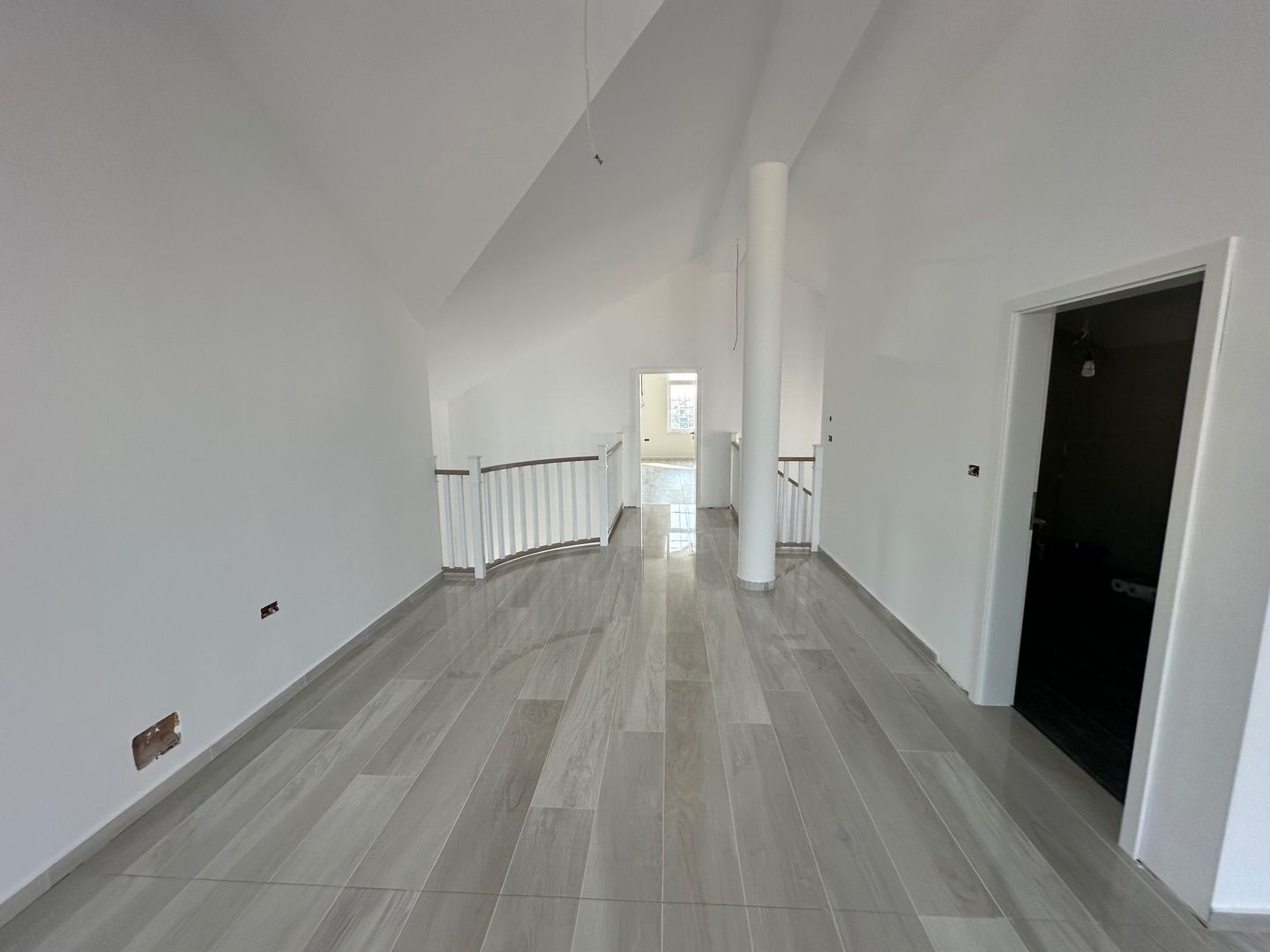 Casa individuala Dumbravita P+ M/ Teren 955 mp cu 2 fronturi - Poză 31