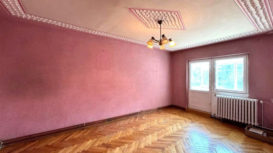 Apartament 3 camere decomandat, 56 mp utili, etaj 2 – zona Torontalului - Poză 1