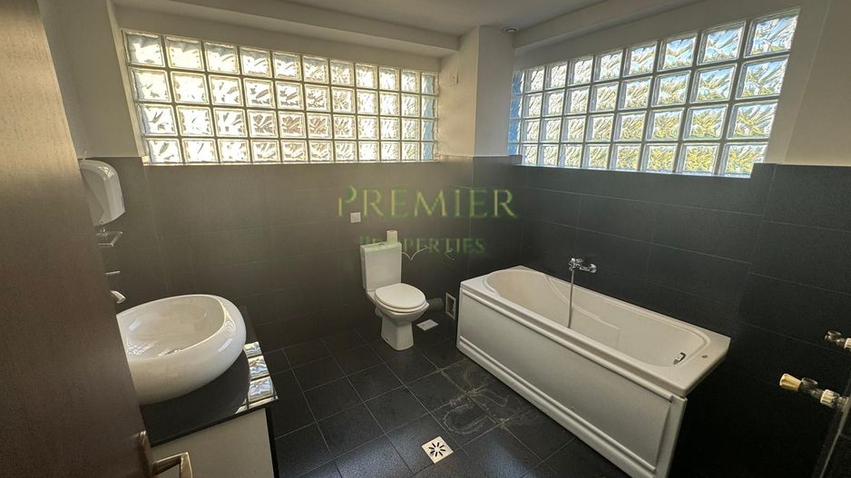 Oportunitate investitie cladire birouri proprie centrala pe fiecare etaj - Poză 15