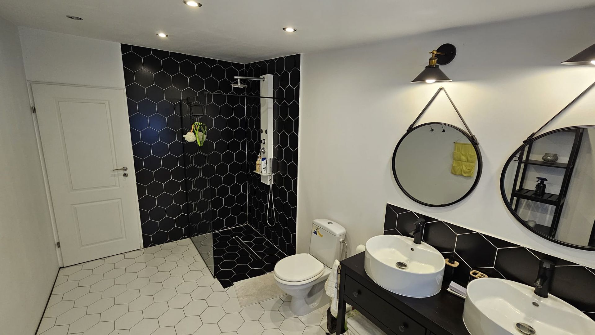 0 % comision, casa individuala 4 camere, 400 mp teren cartier Bulgaria - Poză 13