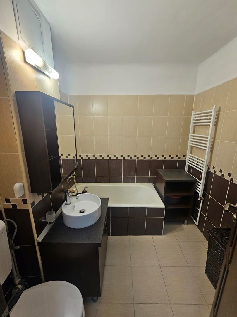 Apartament 3 camere, decomandat- 1 Mai, Sara - Poză 19