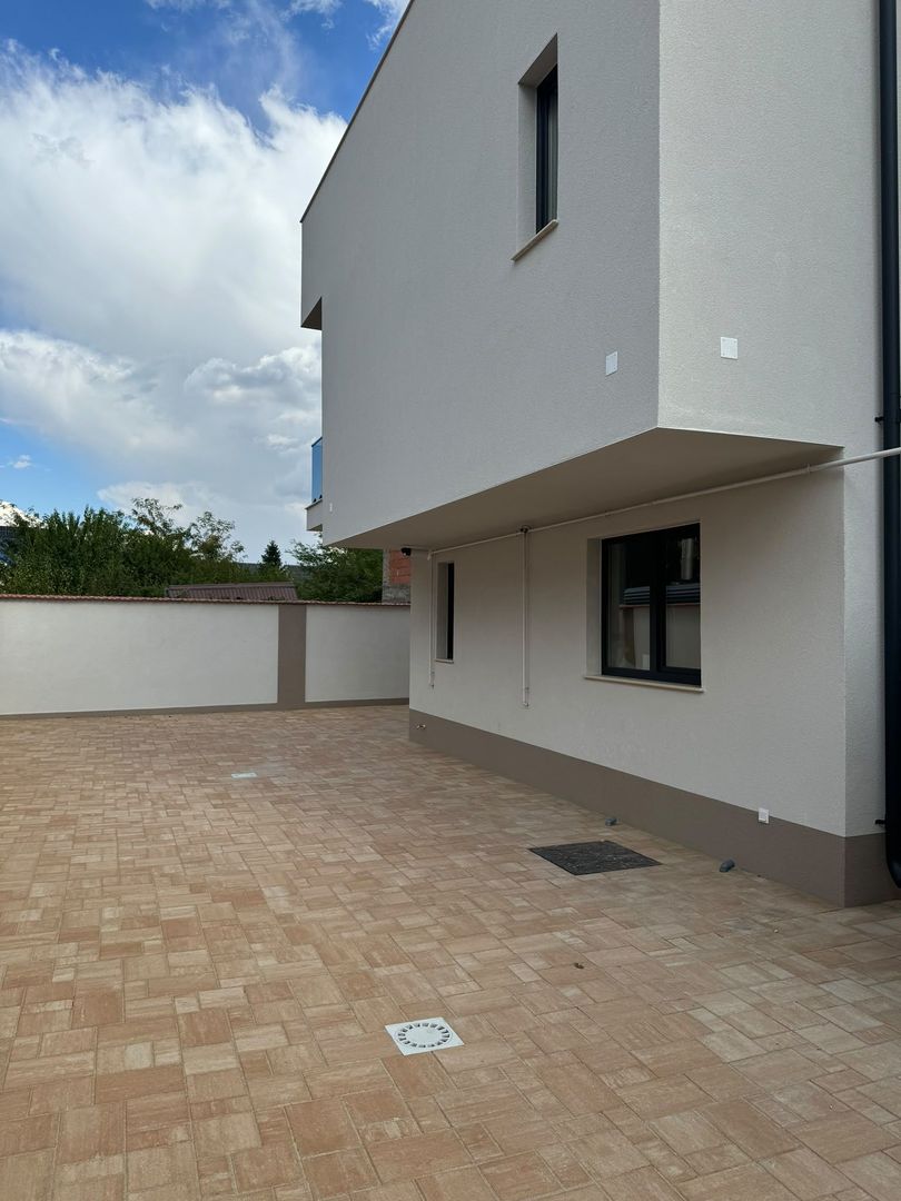 Vilă individuală | Prelungirea Ghencea | 340 mp teren - Poză 3