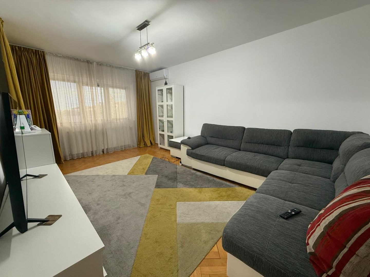 COMISION 0% | Apartament 3 Camere Lipovei | Mobilat  Centrala Proprie - Poză 2