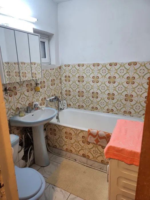 Vanzare 3 camere Titan-2 bai, centrala, bloc 1980, 5 min metrou 1 Decembrie - Poză 6