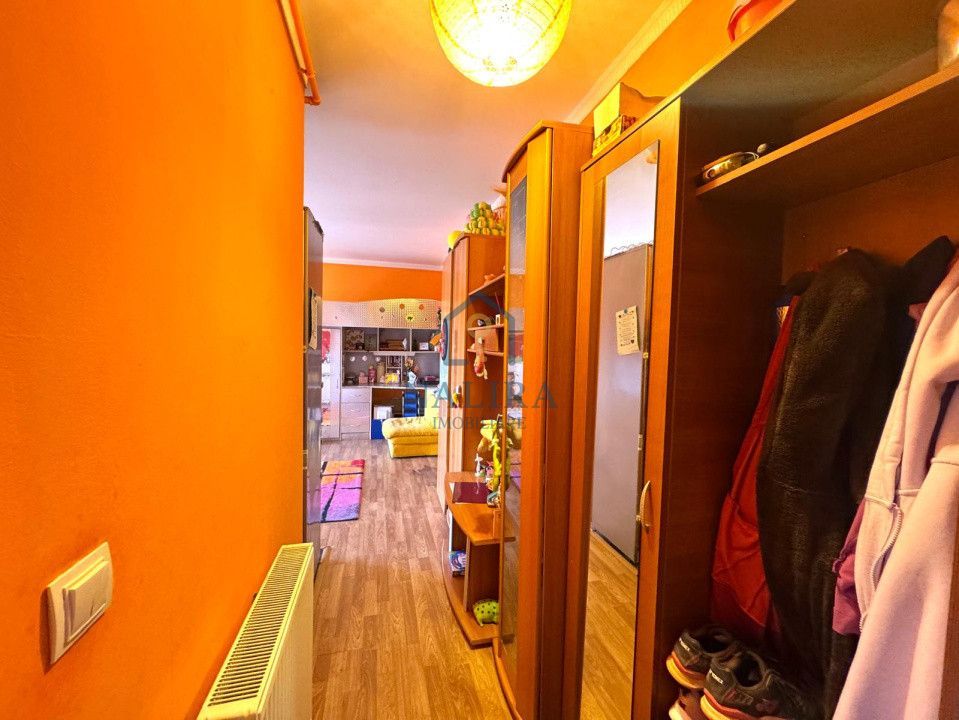 Apartament cu 2 camere de vanzare Central str. Rozelor - Poză 5