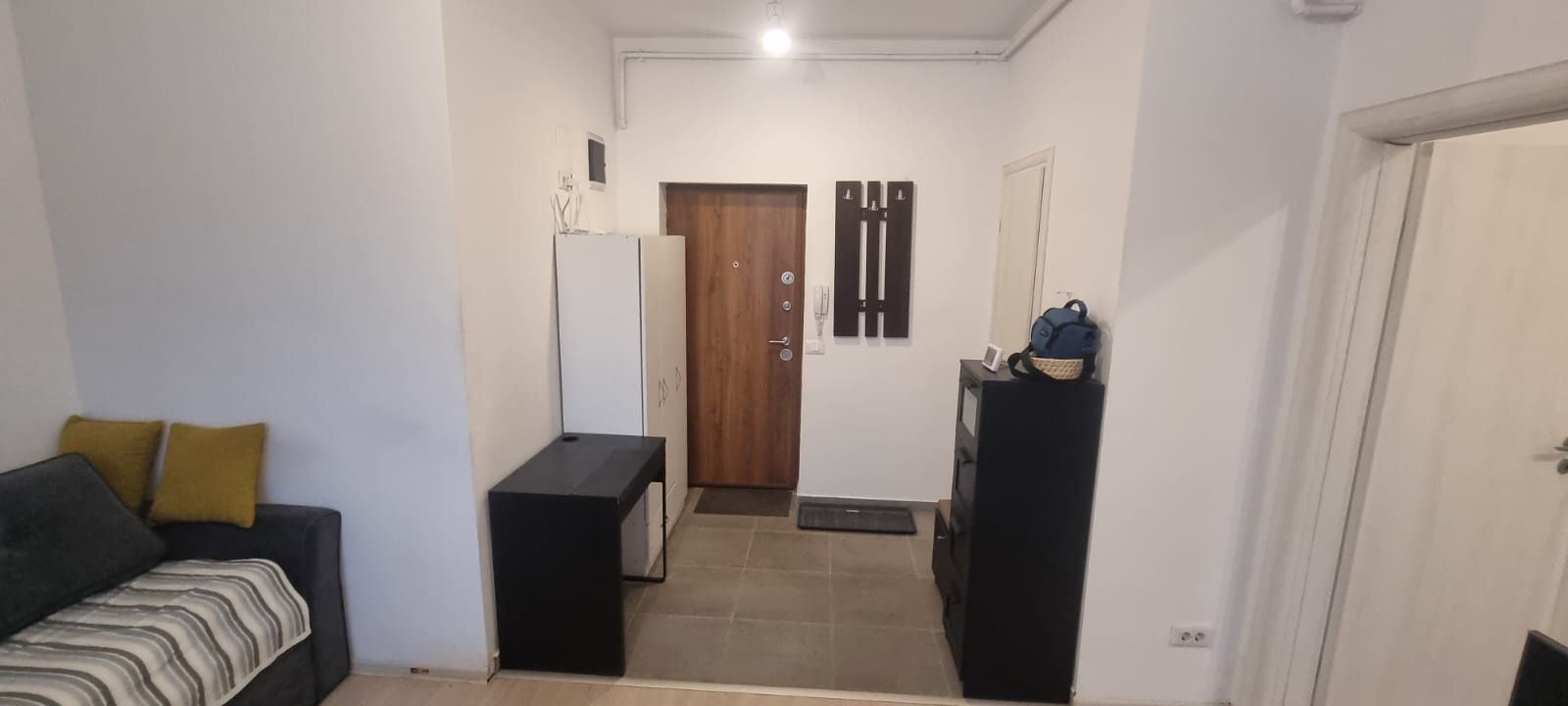 Garsonieră 30 mp + parcare | centrală | balcon închis | Mil - Poză 1