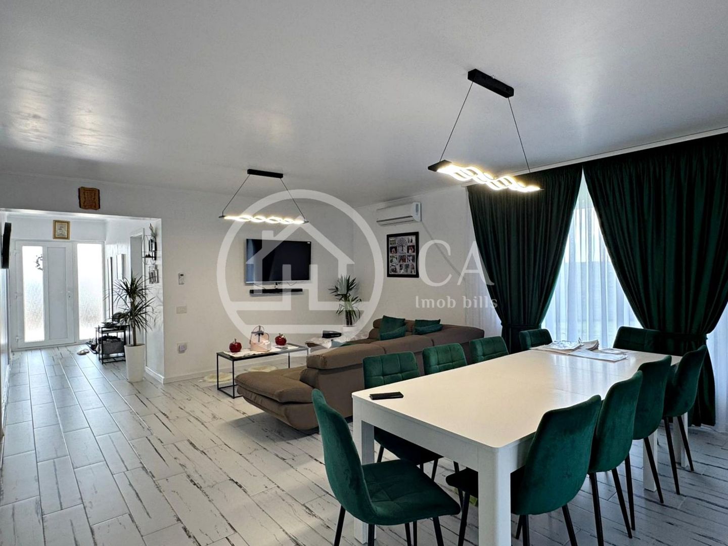 Casă de vânzare cu 3 camere si o anexa  in Sântandrei, Bihor - Poză 9