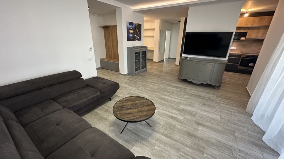 Apartament 3 camere - Dumbravita - Poză 1