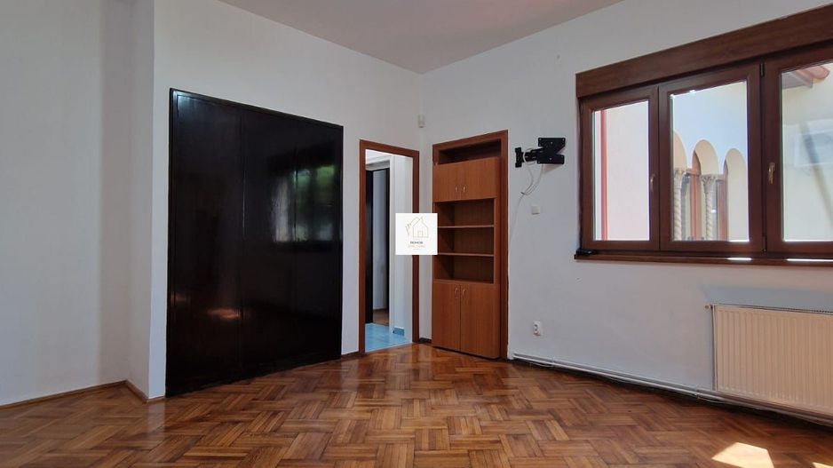 Vila 4 camere pretabila firma - Poză 27